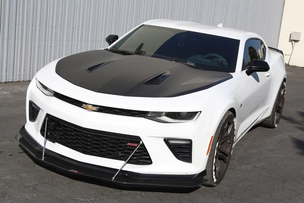 Camaro Ss 1le 2020 Chevrolet Camaro Review Pricing And