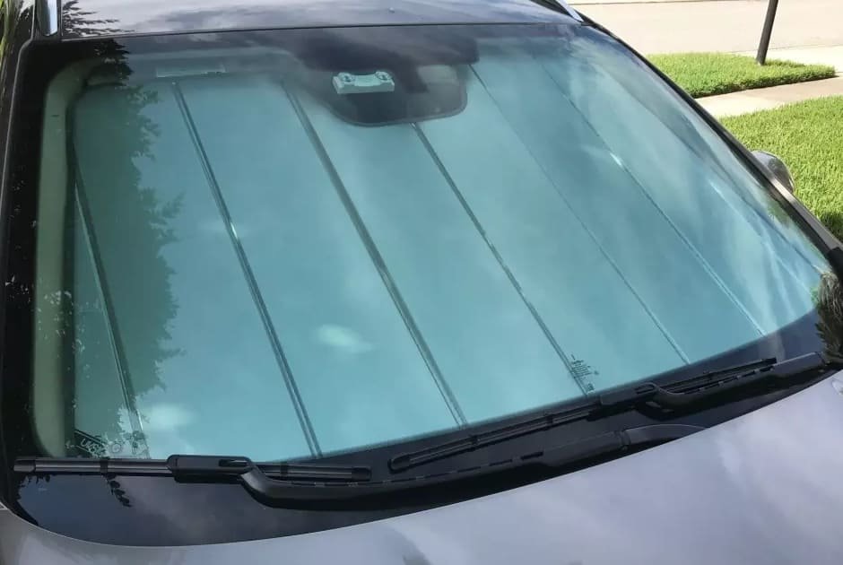 Car Brands Starting With F >> C6 Corvette Custom Sunscreen Covercraft UVS100 Series - SouthernCarParts.com Car Brands Starting With F >> C6 Corvette Custom Sunscreen Covercraft UVS100 Series - SouthernCarParts.com